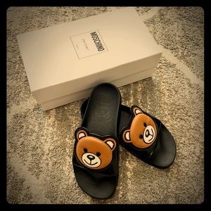 Moschino Teddy Bear women slides